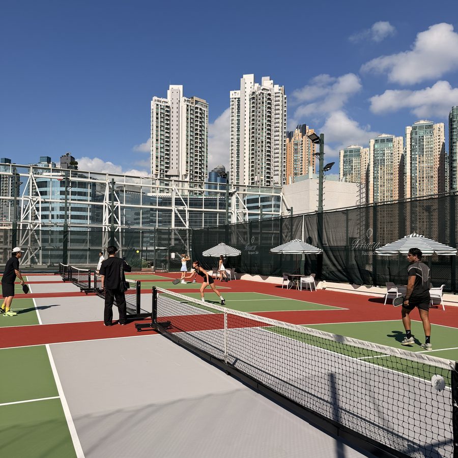 Outdoor pickleball court at Terraza Racquets Club
